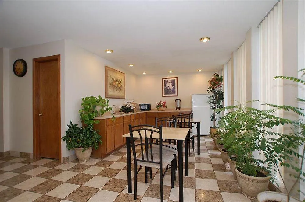 Executive Inn-1