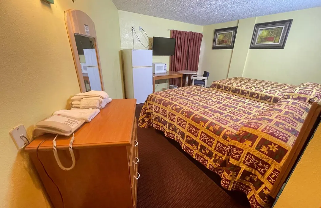 Relax Inn Copperas Cove-1