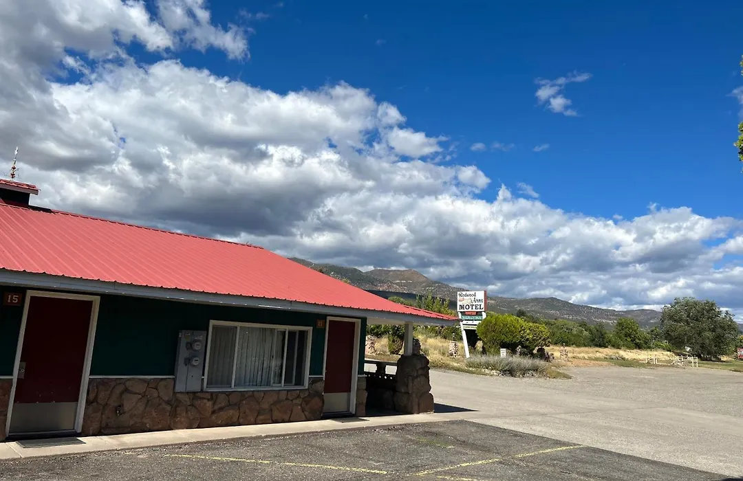 Redwood Arms Motel-1