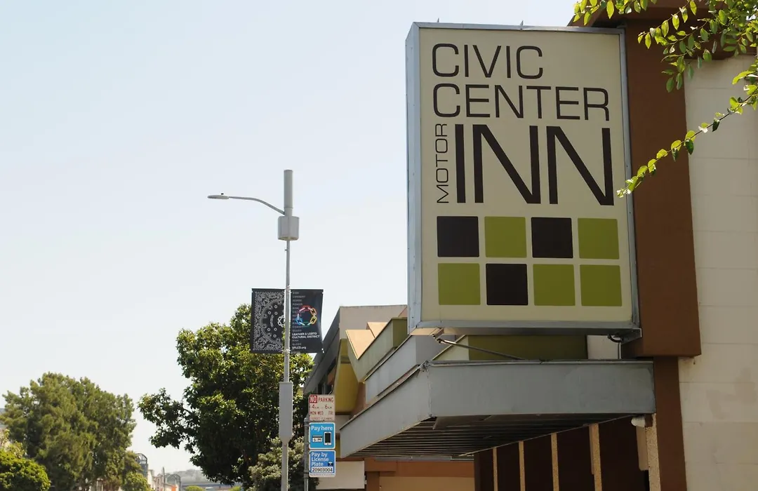 Civic Center Motor Inn-1