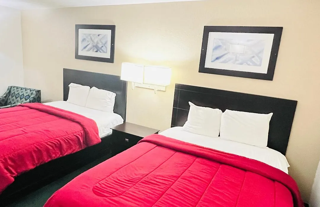 Pinckneyville Inn And Suites-1