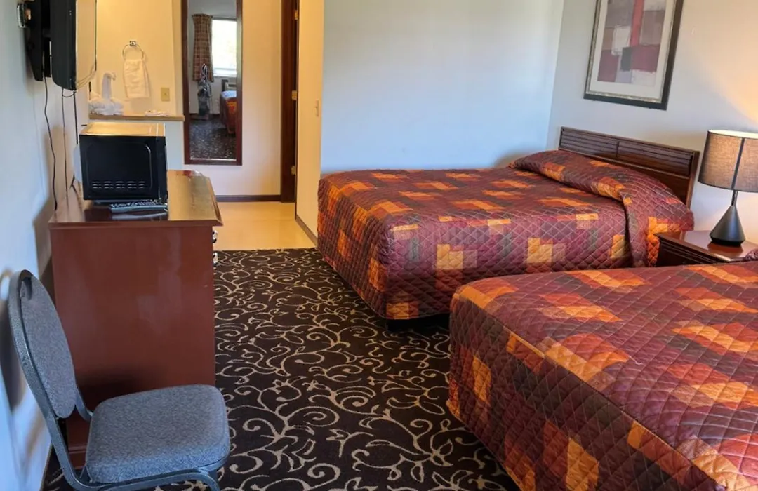 Malibu Inn-1
