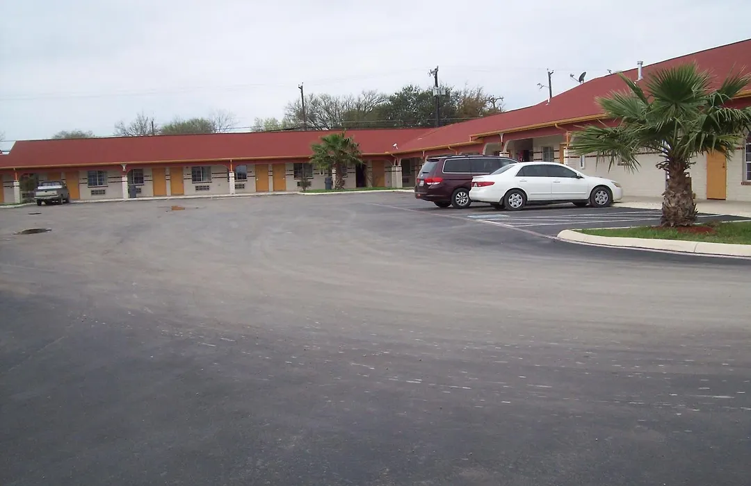 Luxury Inn And Suites Seaworld-1