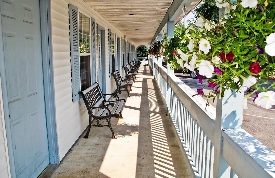 Exit 5 Resort & Condominium-1