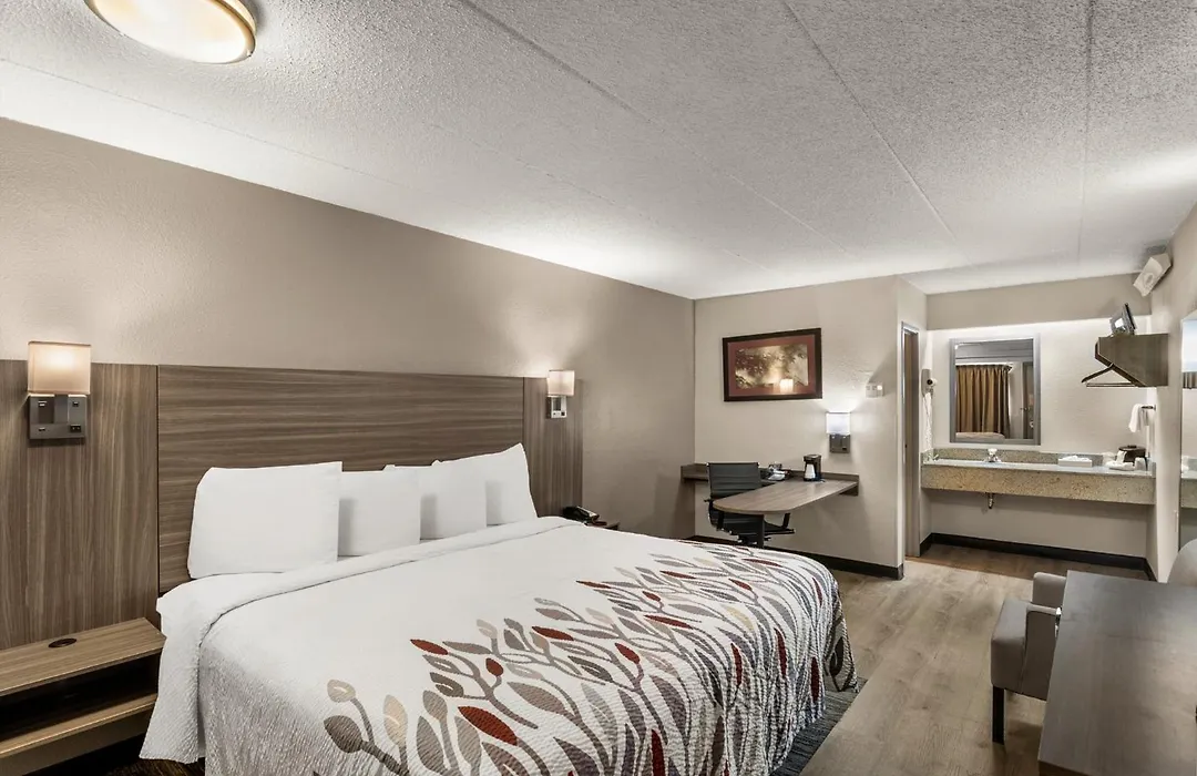 Red Roof Inn Enfield-1