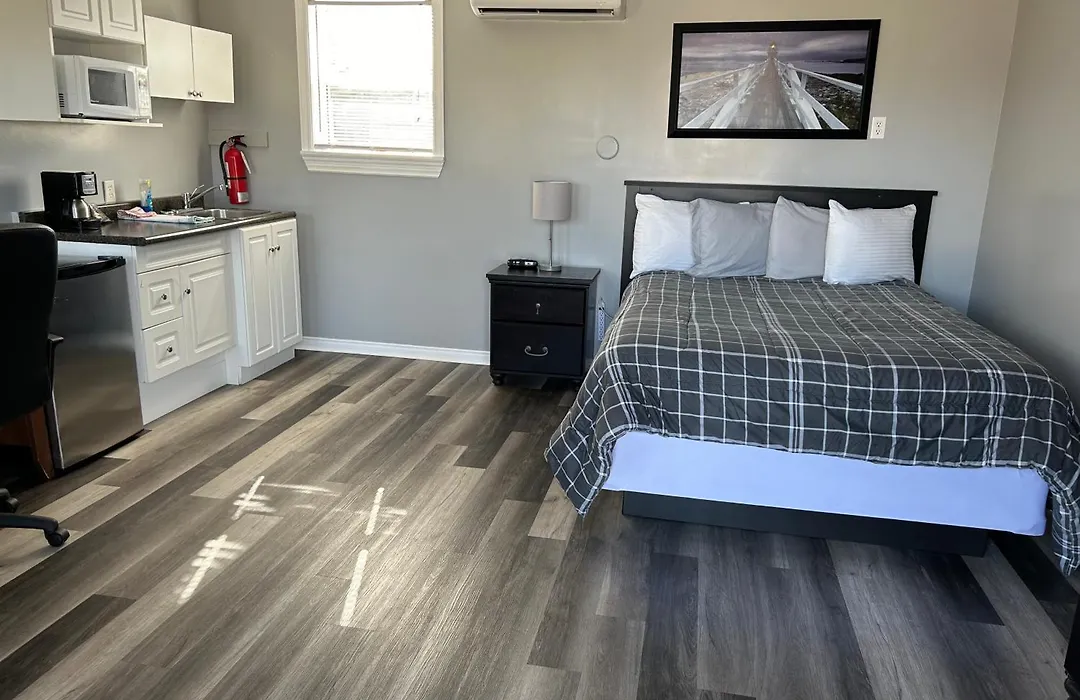 Middleton Motel & Suites-1