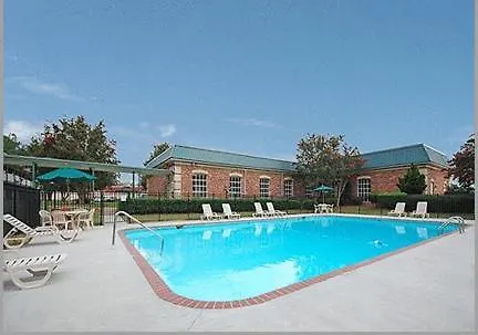 Greenville Inn & Suites-1