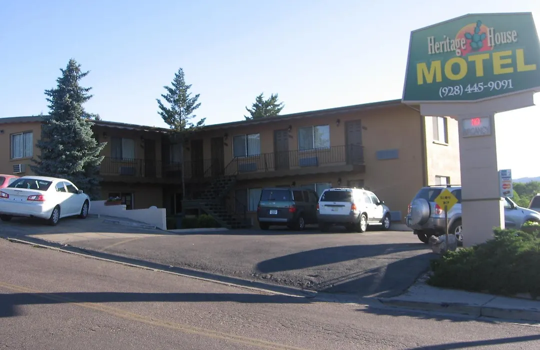 Heritage House Motel-1
