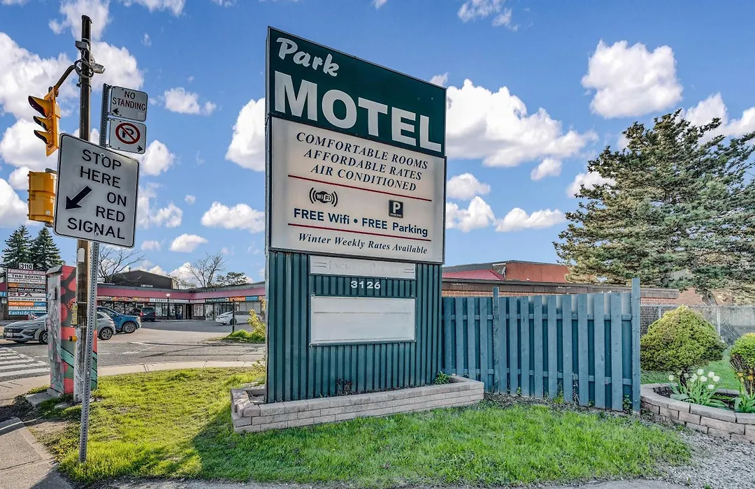 Park Motel-1