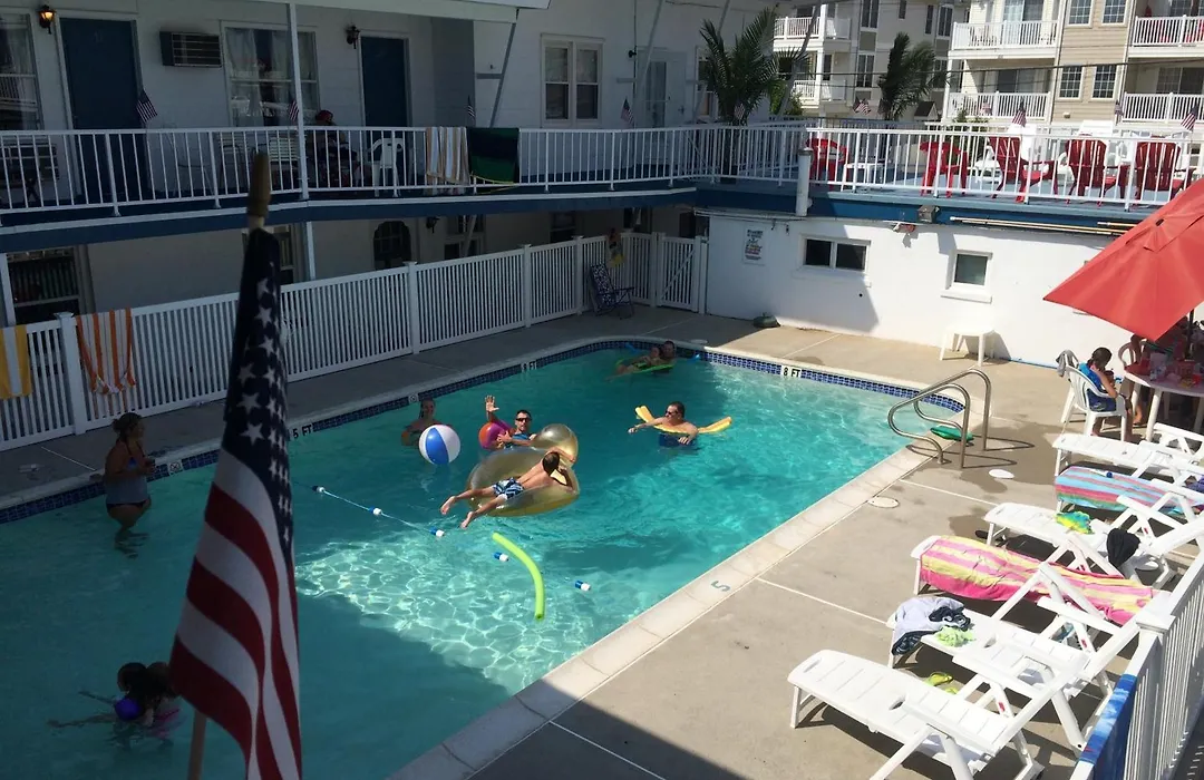 White Caps Motel-1