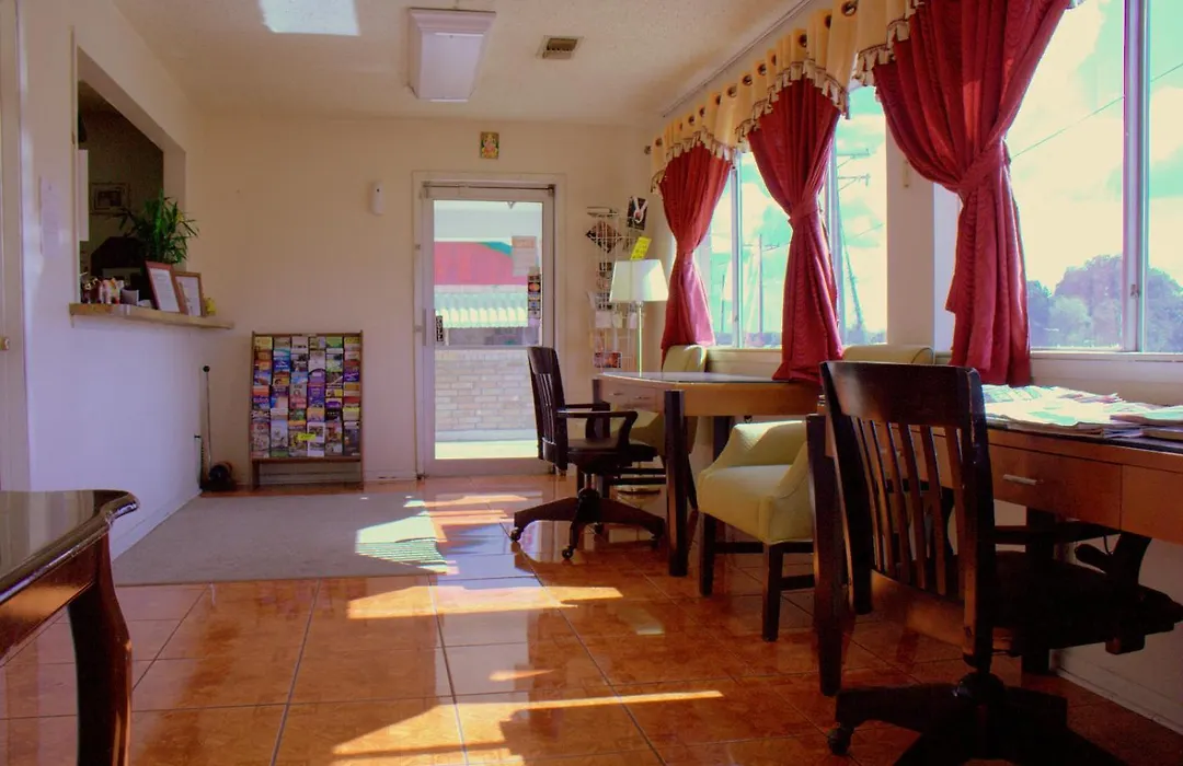 Somerville Inn And Suites-1