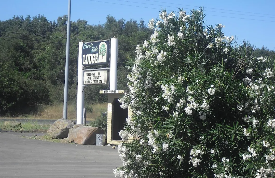 Creekside Lodge-1