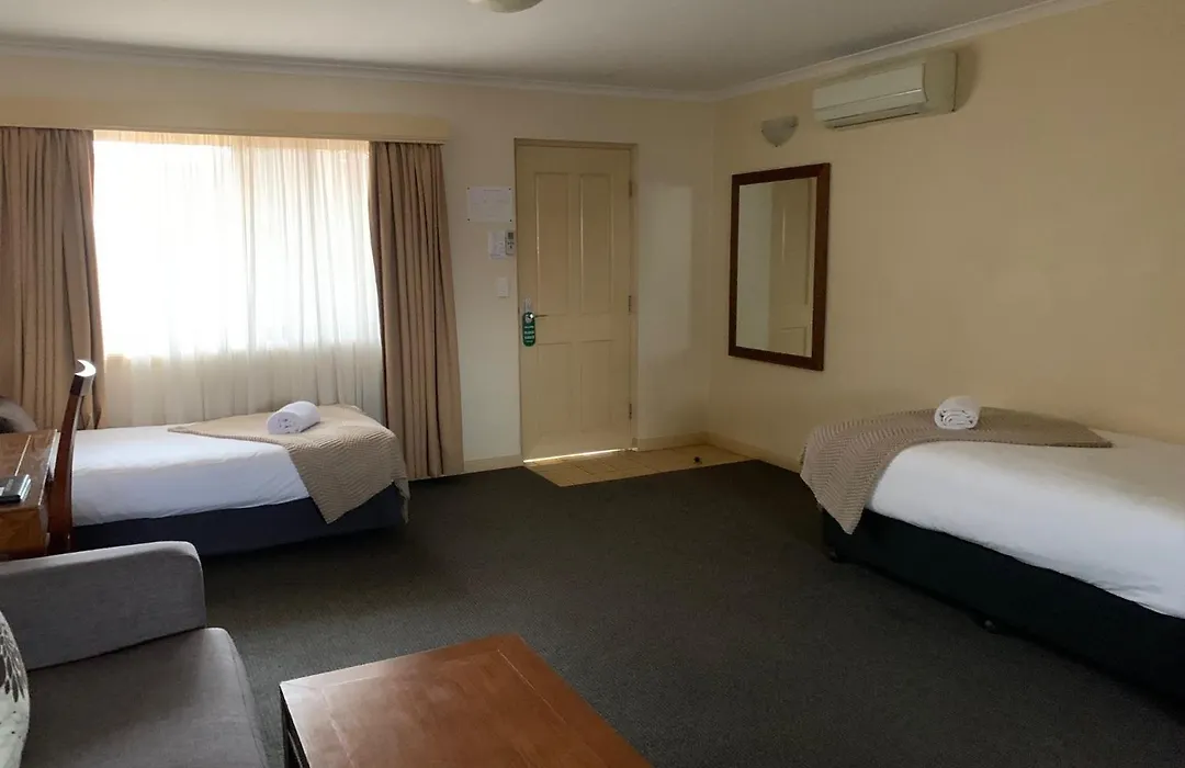 Armidale Pines Motel-1