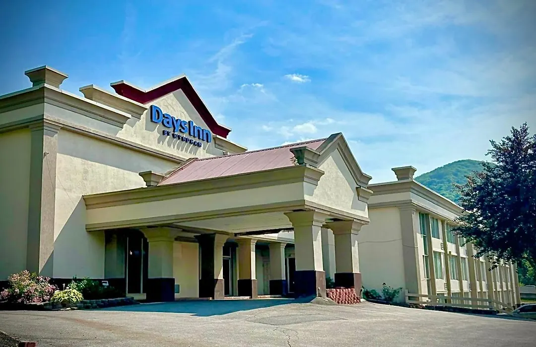 Days Inn By Wyndham Williamsport-1
