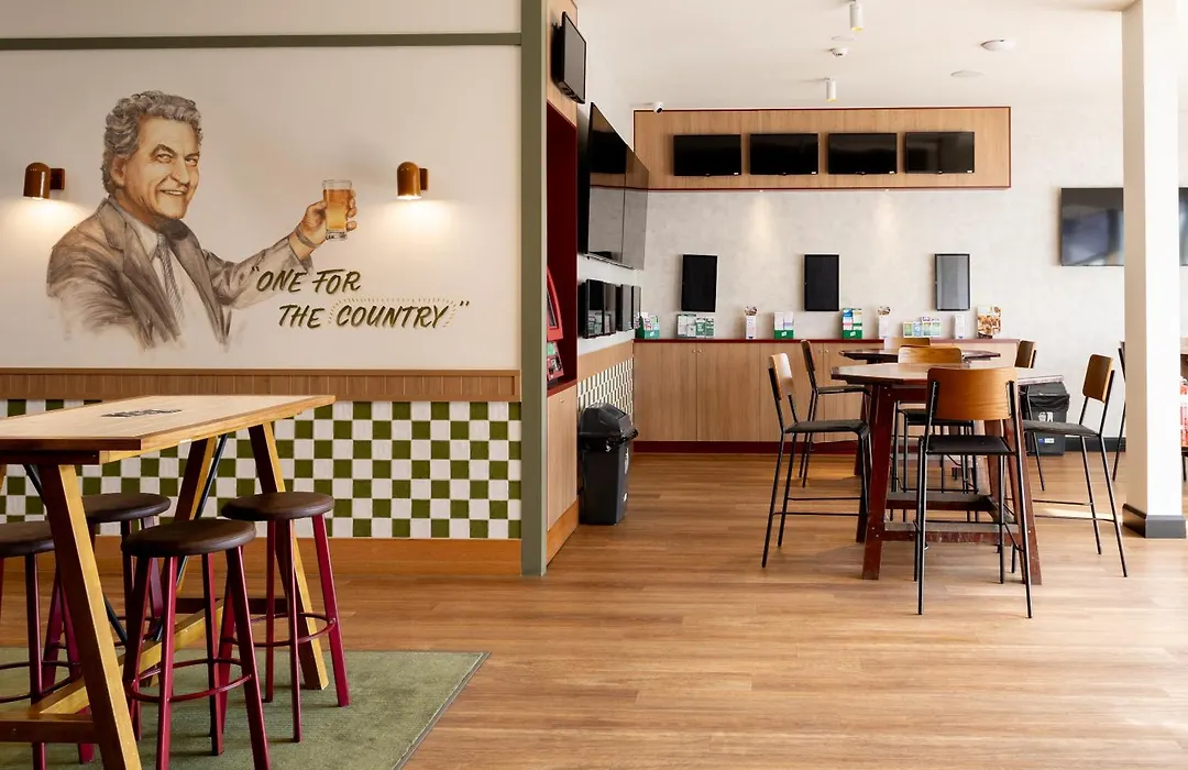 Statesman Hotel-1