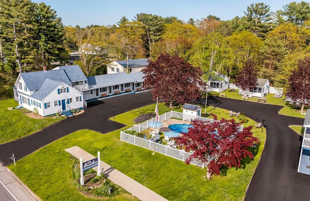The Beaches Guestrooms And Cottages-1