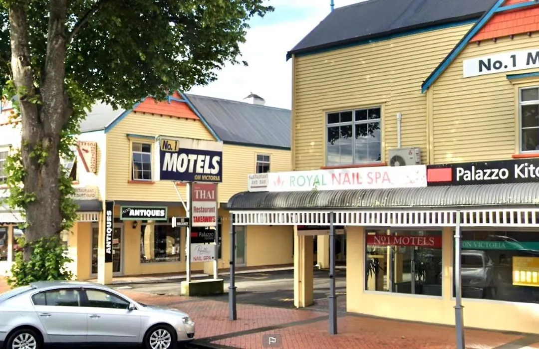 No 1 Motels-1