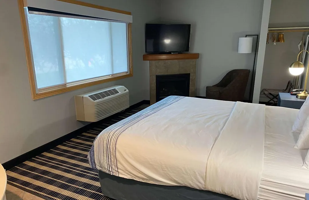 Americinn By Wyndham Chanhassen-1