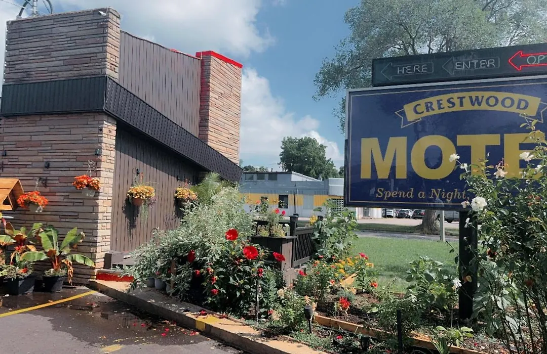 Crestwood Motel-1