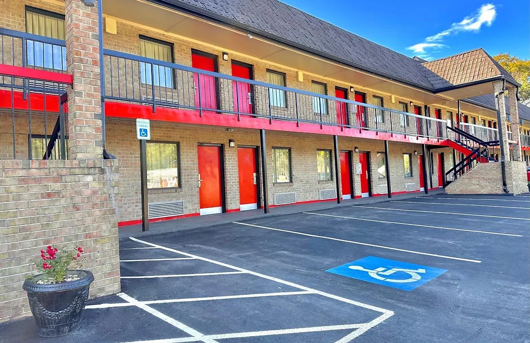 Travelers Inn Elizabeth City-1
