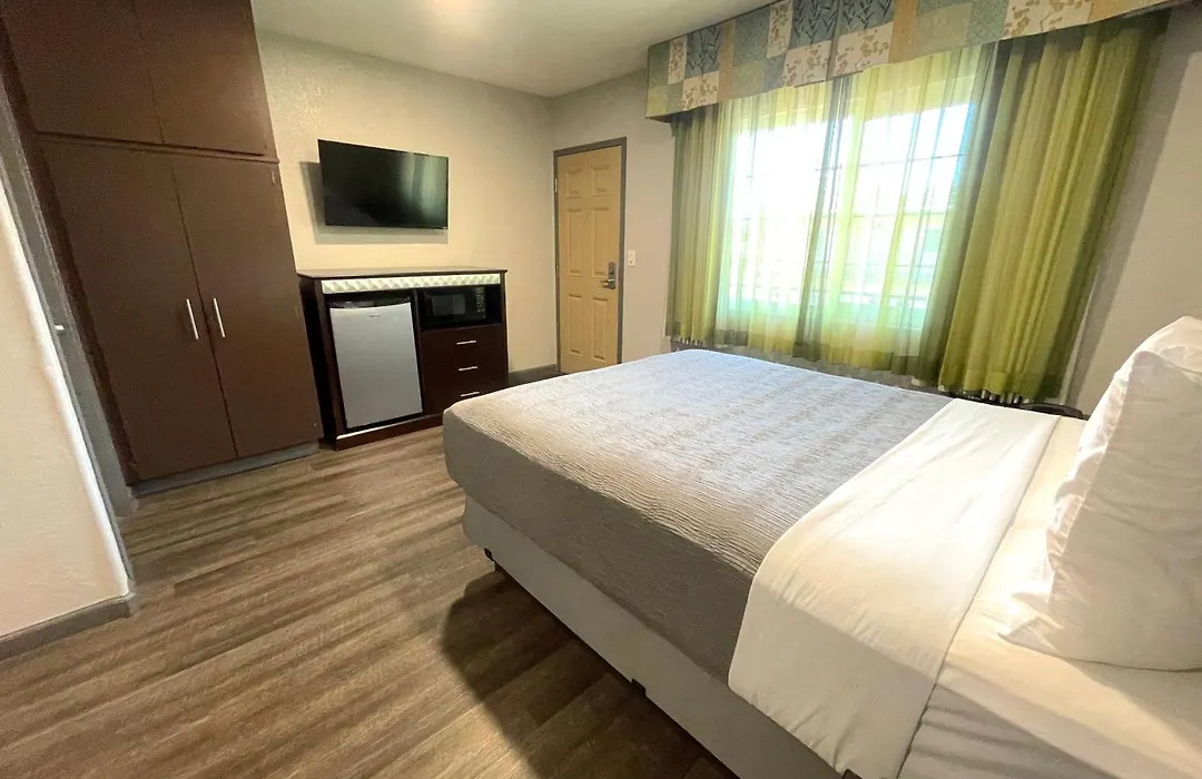 Sequoia Motel-1
