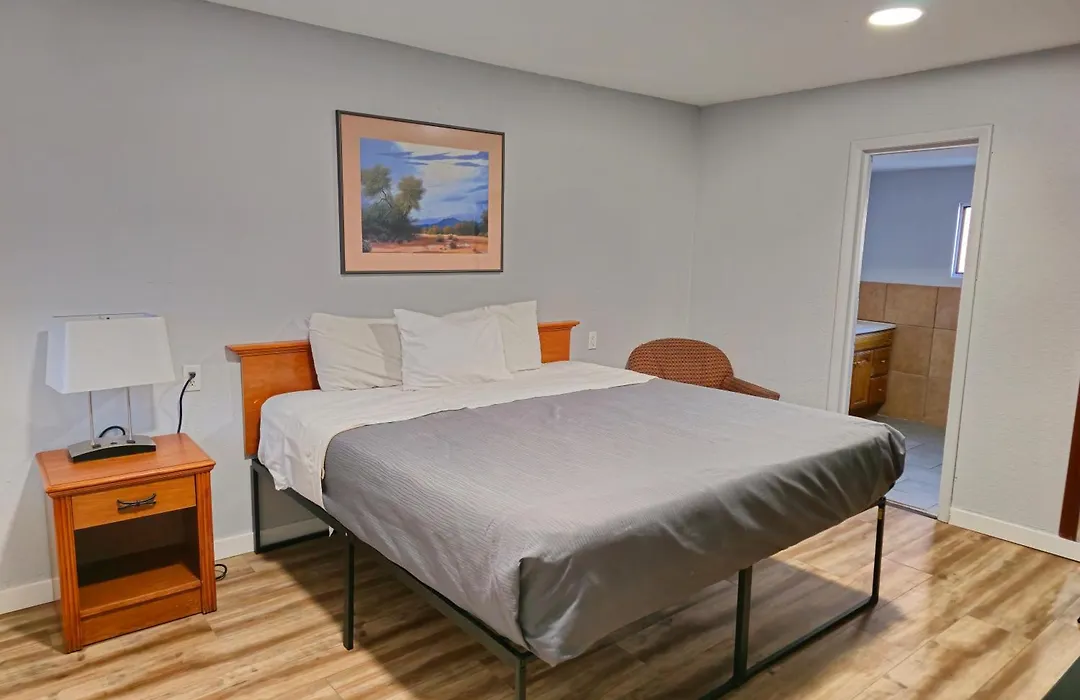 The L Motel Downtown/Nau Conference Center-1