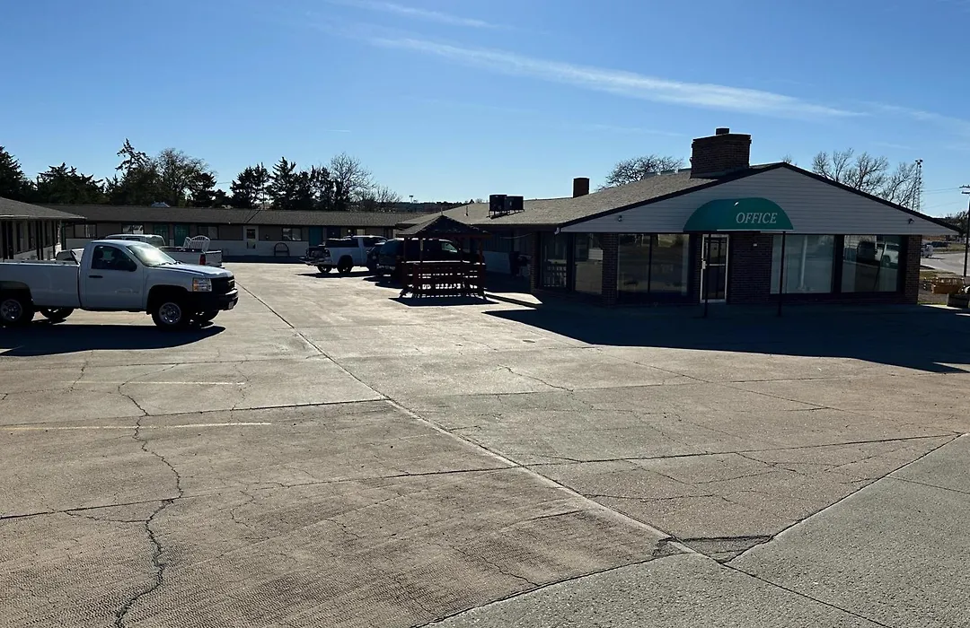 Westerner Motel-1