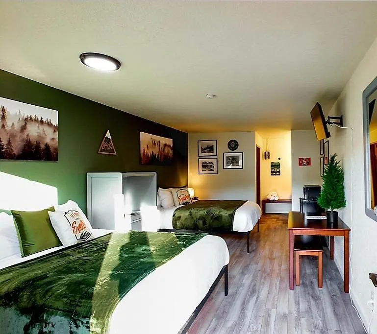 Evergreen Inn-1