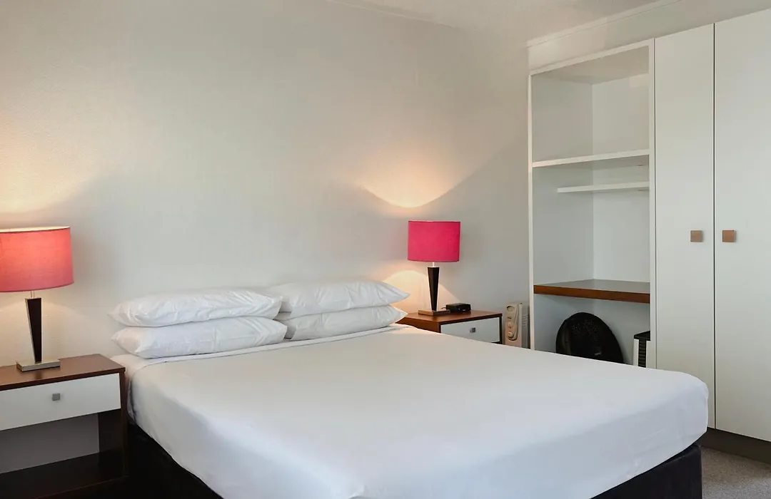 Mt Albert Motor Lodge-1