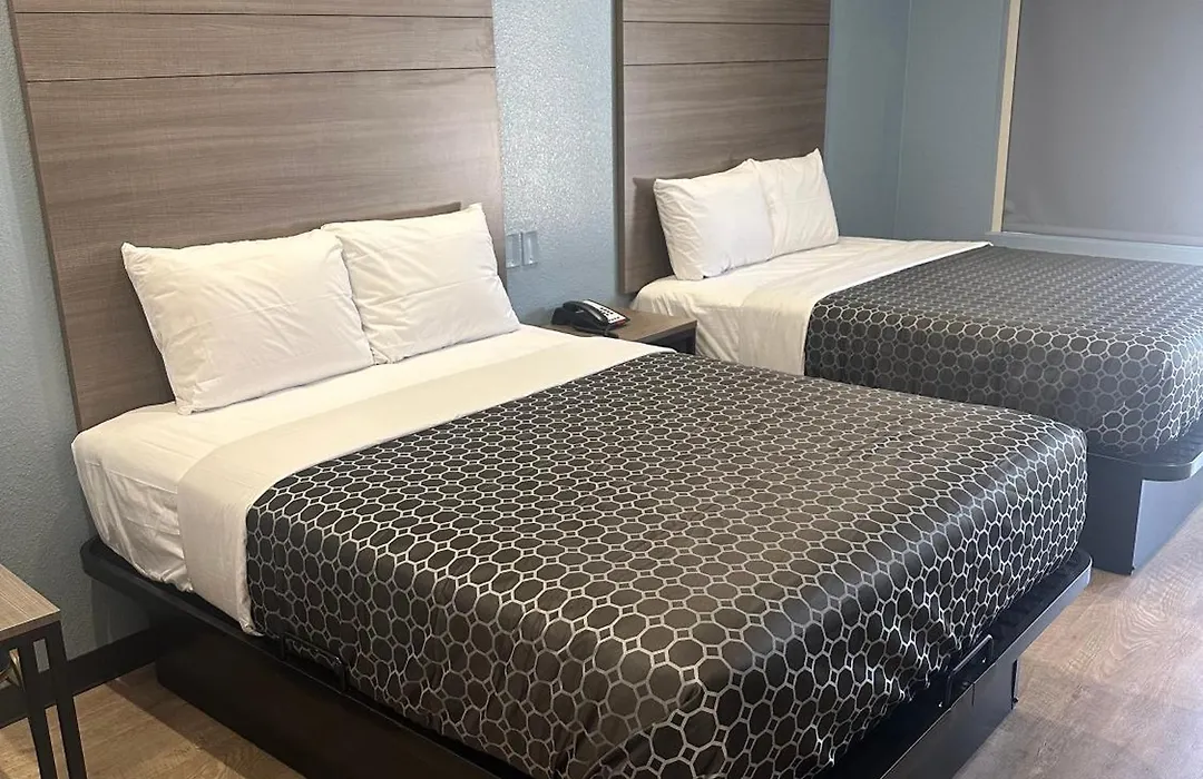 M&M Inn And Suites-1