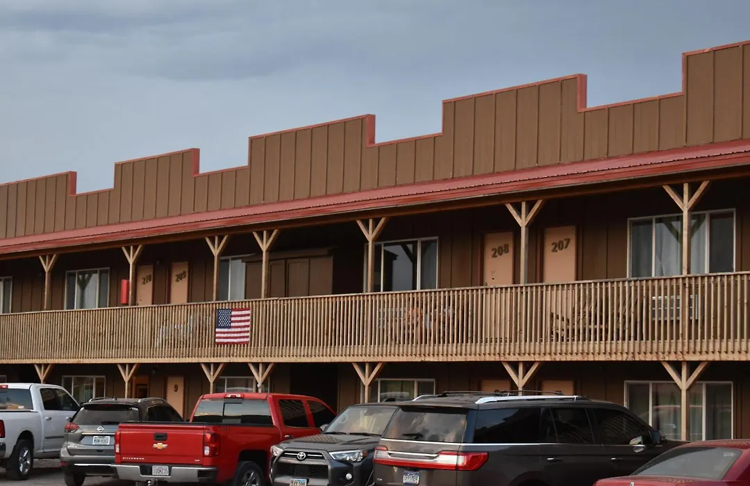 Big Bear Motel-1
