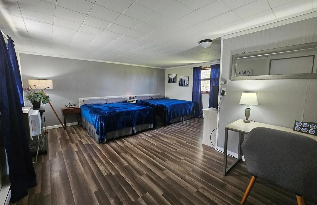 The Last Resort Motel-1