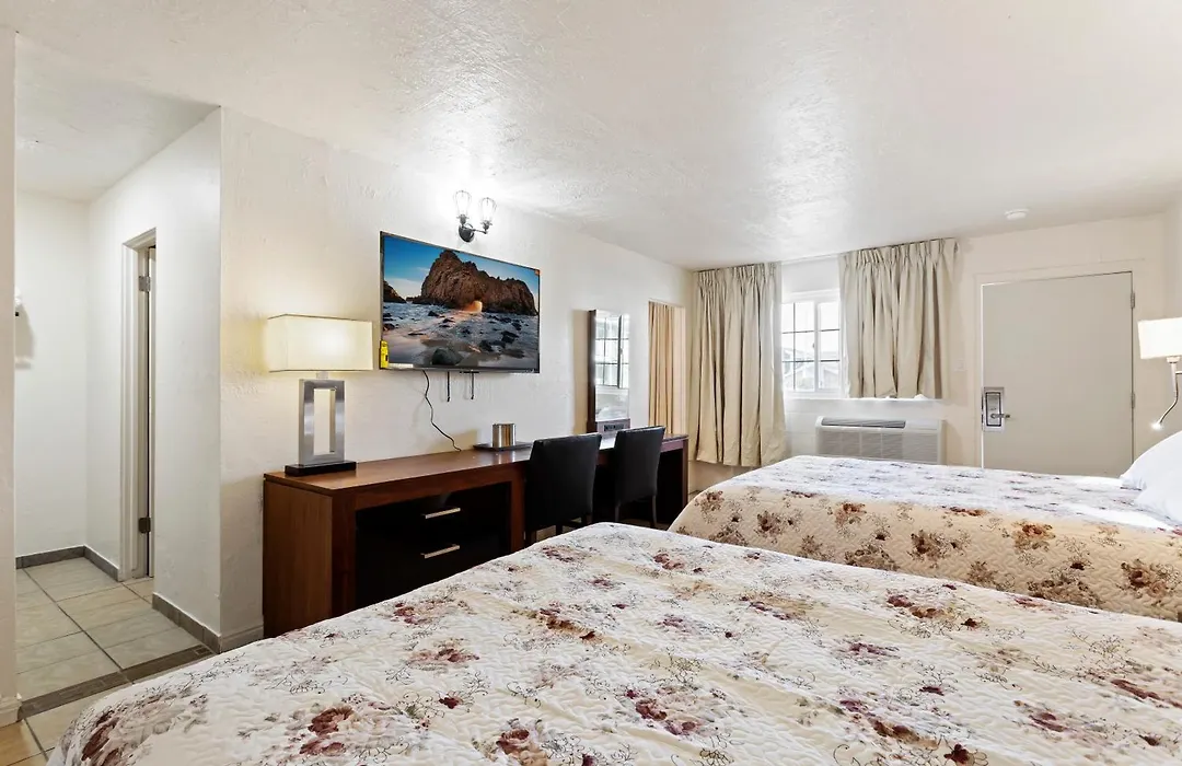 Temple View Inn-1