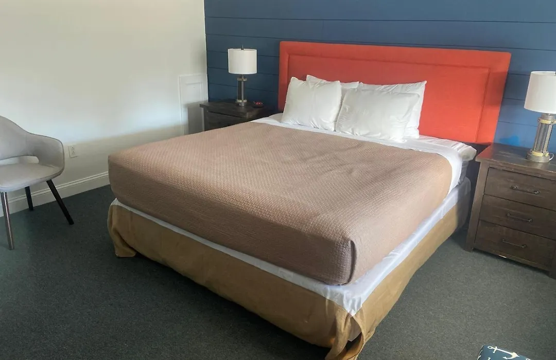 Flagship Inn-1