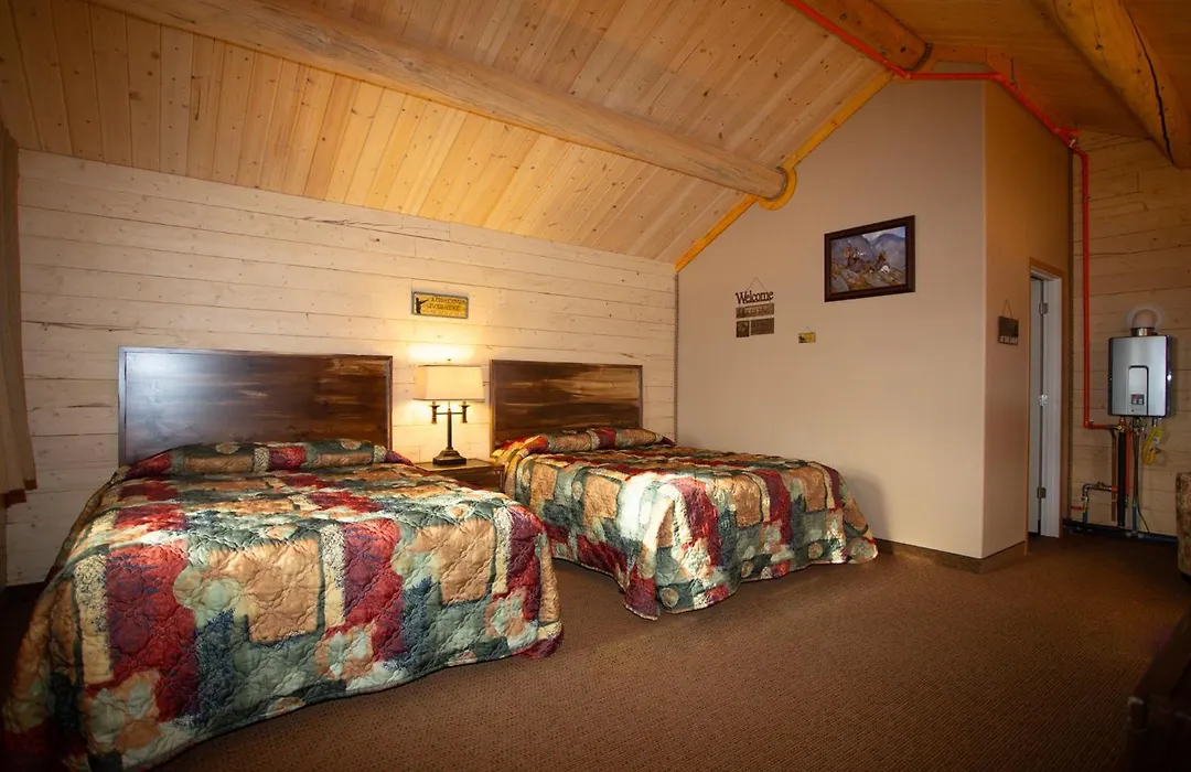 Young'S Motel-1