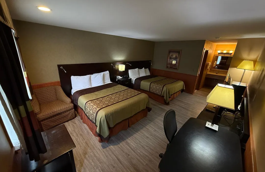 Stewart Lodge-1