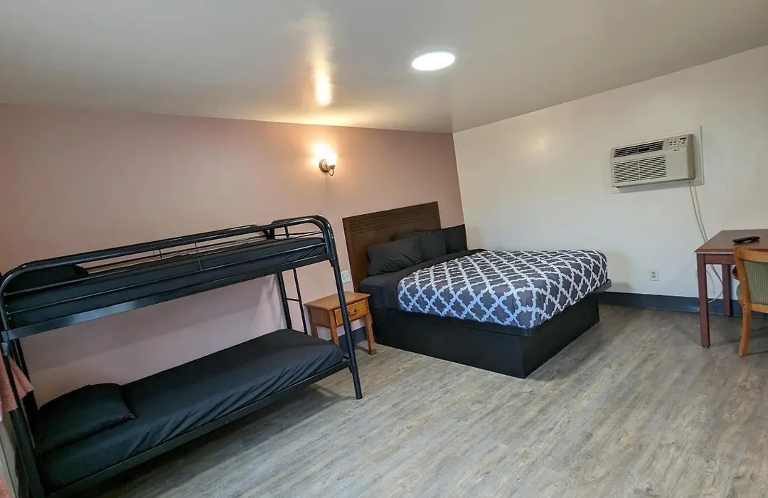 Portland Value Inn-1