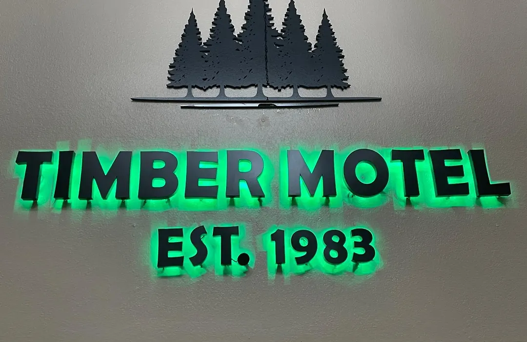Timber Motel-1