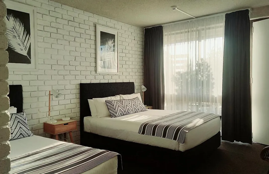 Cessnock Vintage Motor Inn-1