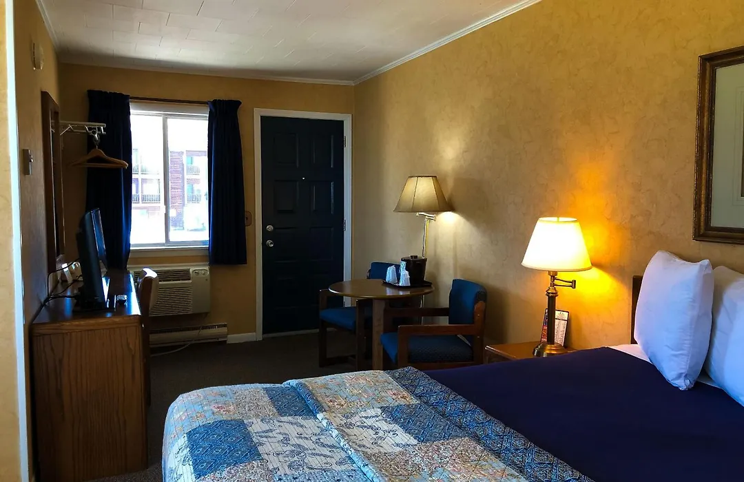 Riviera Motel-1