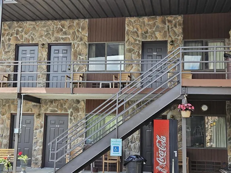 Otter Creek Inn-1