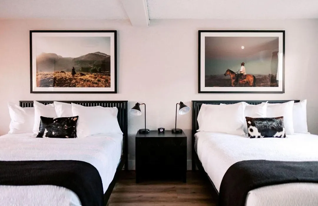 Western Lodge-1