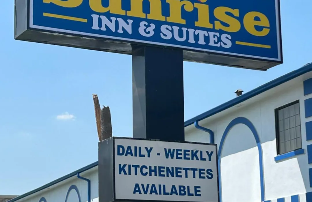 Sunrise Inn & Suites-1