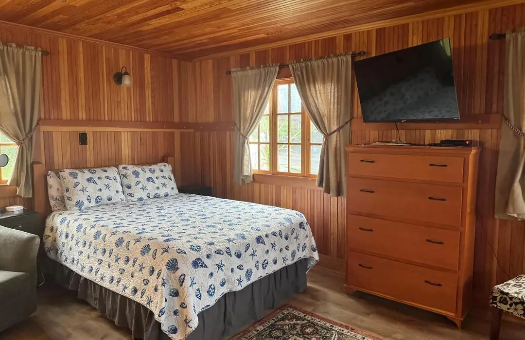 Whistling Winds Motel-1