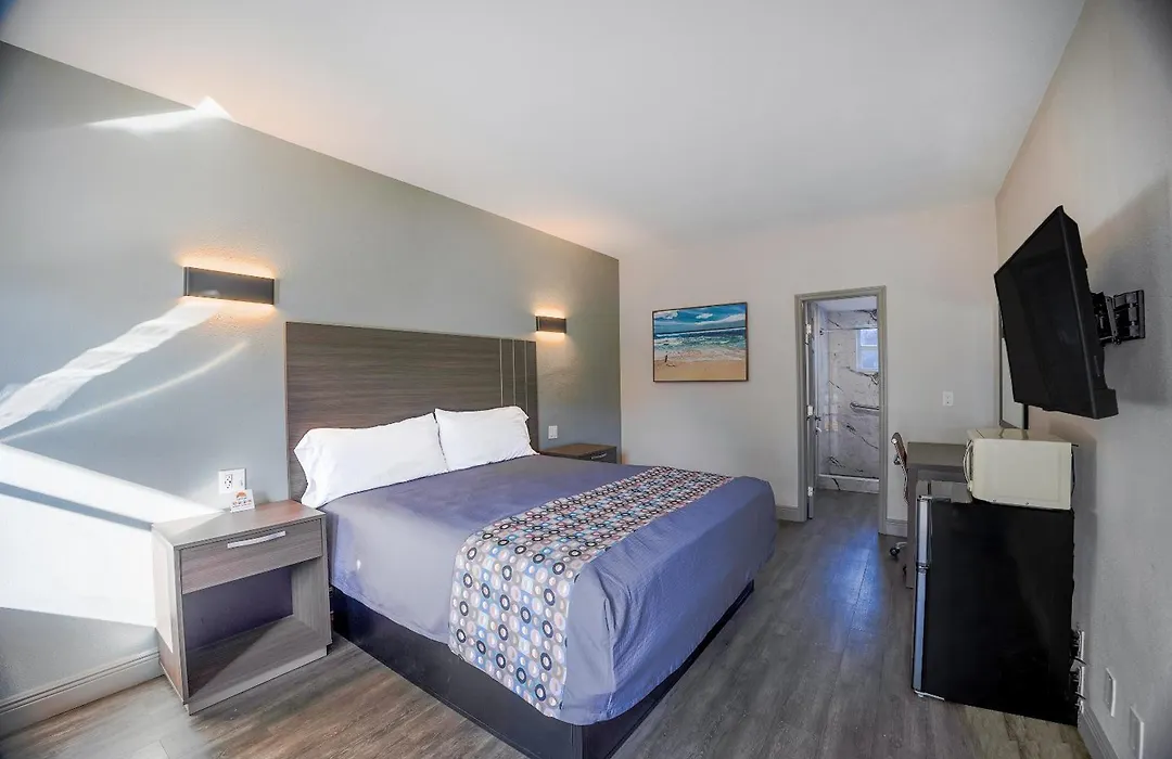 Sunrise Inn By Oyo Titusville Fl-1