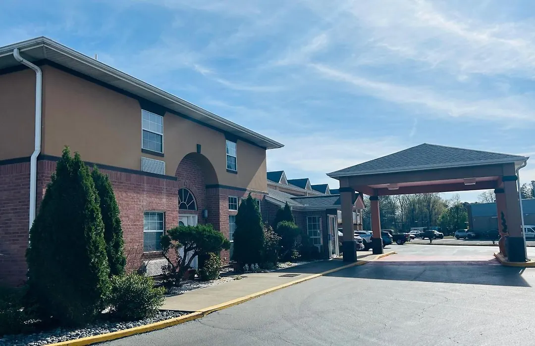 Budget Inn-1