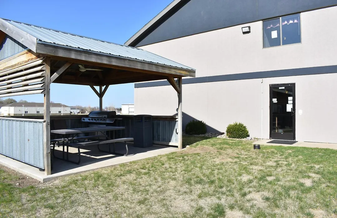 Heartland Hotel & Suites-1