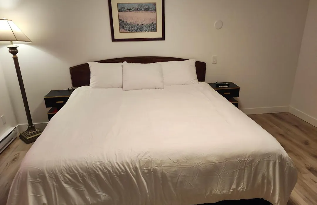 Cache Creek Inn-1