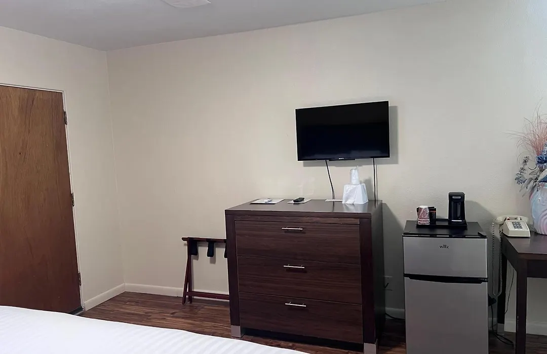 Sunrise Motor Inn-1