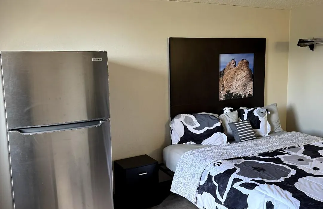The Suite Inn-1